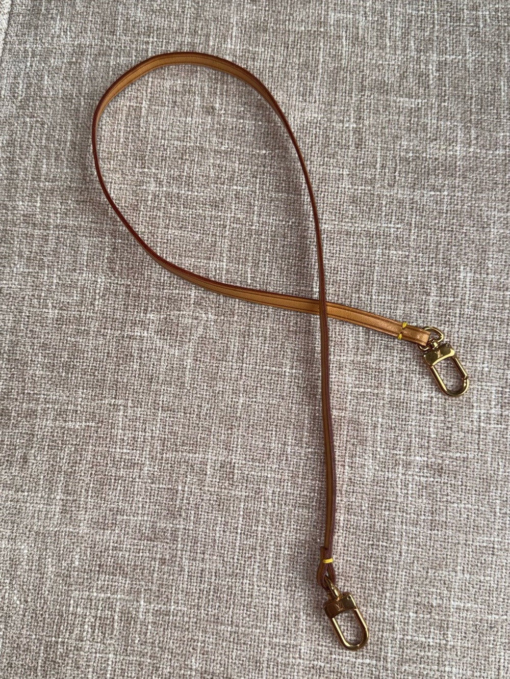 Authentic Louis Vuitton Vachetta
Leather replacement Strap 23.5" shoulder strap